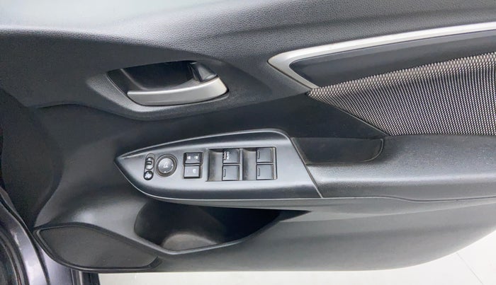2017 Honda WR-V 1.2 i-VTEC VX MT, Petrol, Manual, 69,772 km, Driver Side Door Panels Control