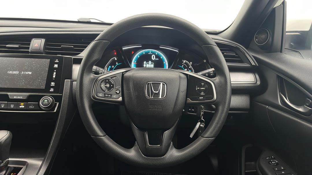 2018 Honda Civic Vti, Automatic, 79362 km, Steering Wheel Close-up