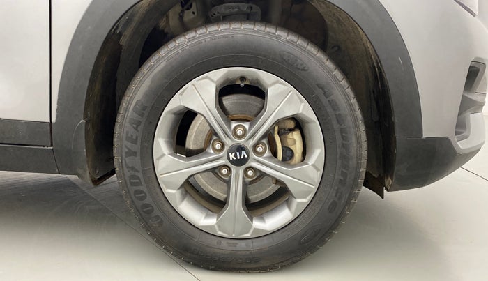 2019 KIA SELTOS HTK PLUS 1.5 DIESEL, Diesel, Manual, 40,300 km, Right Front Wheel