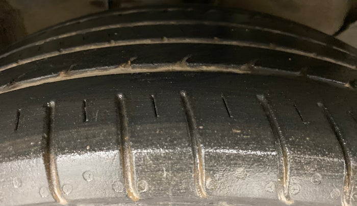 2019 KIA SELTOS HTK PLUS 1.5 DIESEL, Diesel, Manual, 40,300 km, Right Front Tyre Tread
