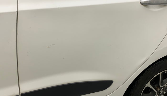 2018 Hyundai Grand i10 ASTA 1.2 KAPPA VTVT, CNG, Manual, 86,808 km, Rear left door - Minor scratches