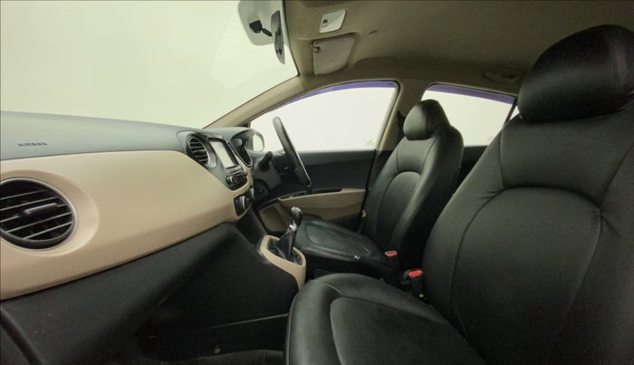 2018 Hyundai Grand i10 ASTA 1.2 KAPPA VTVT, CNG, Manual, 86,808 km, Right Side Front Door Cabin