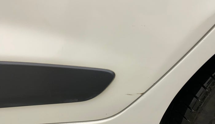 2018 Hyundai Grand i10 ASTA 1.2 KAPPA VTVT, CNG, Manual, 86,808 km, Rear left door - Slight discoloration