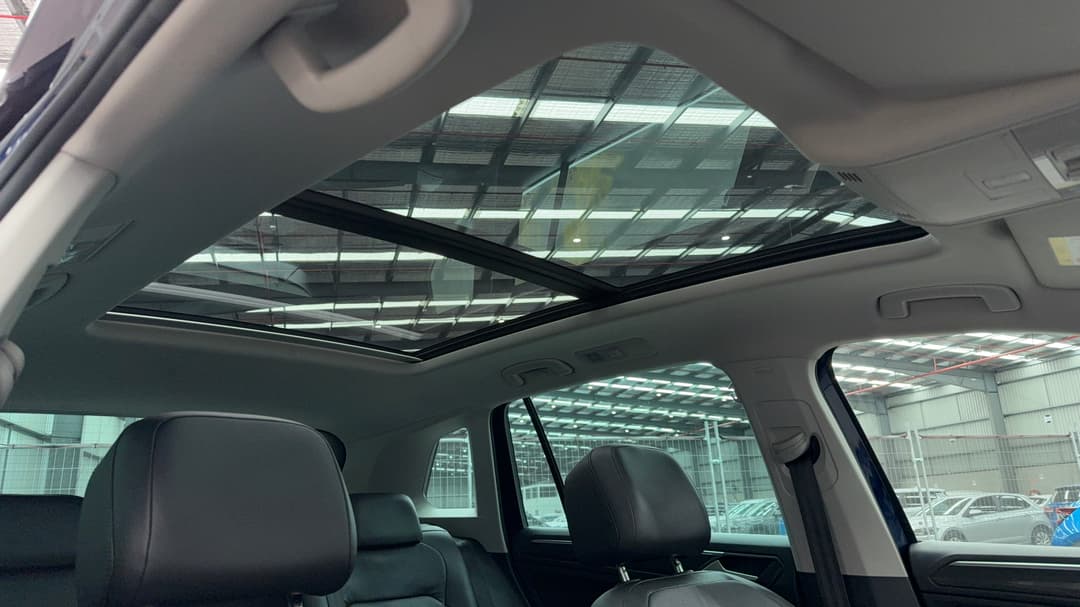 2018 Volkswagen Tiguan 162 Tsi Highline, Automatic, 91403 km, Interior Sunroof/Moonroof