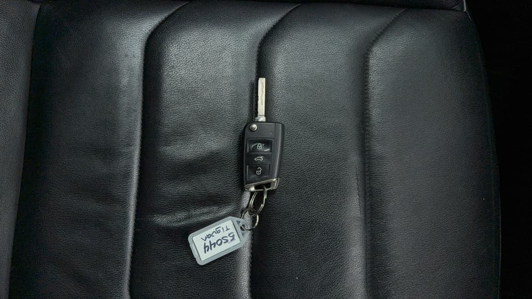2018 Volkswagen Tiguan 162 Tsi Highline, Automatic, 91403 km, Key Close-up