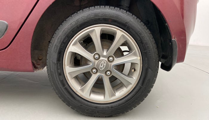 2015 Hyundai Grand i10 ASTA 1.2 KAPPA VTVT, Petrol, Manual, 40,876 km, Left Rear Wheel