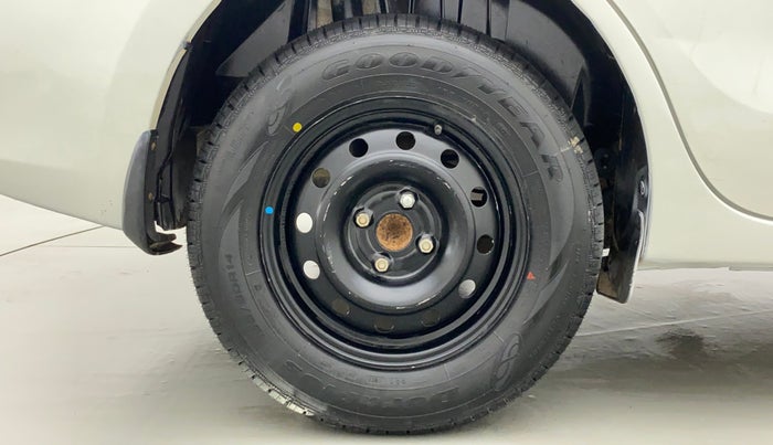 2019 Maruti Dzire VXI, Petrol, Manual, 32,436 km, Right Rear Wheel