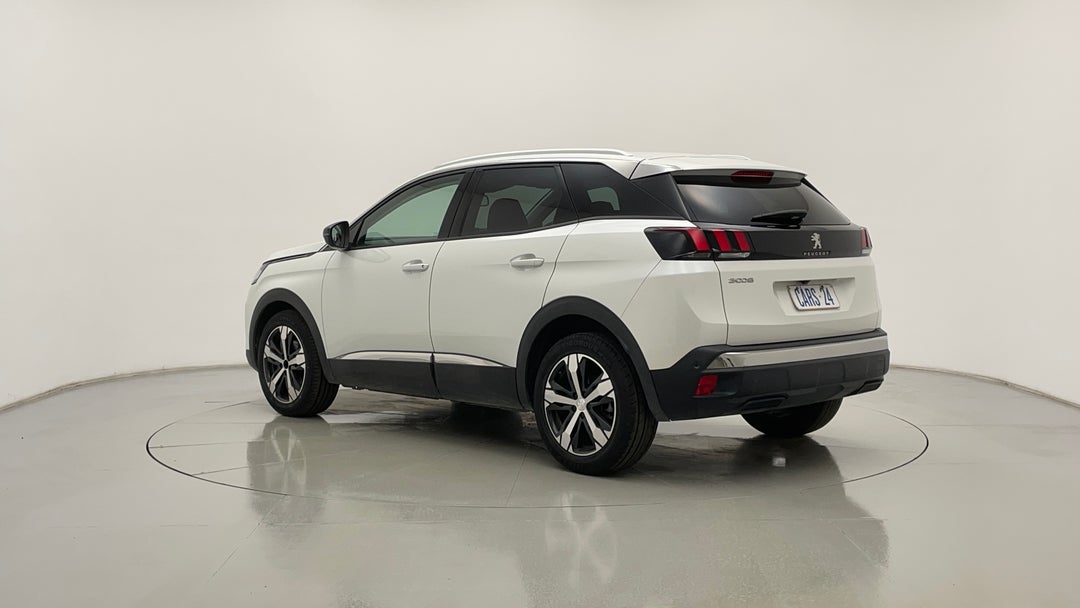 Left Back Diagonal (45- Degree) View