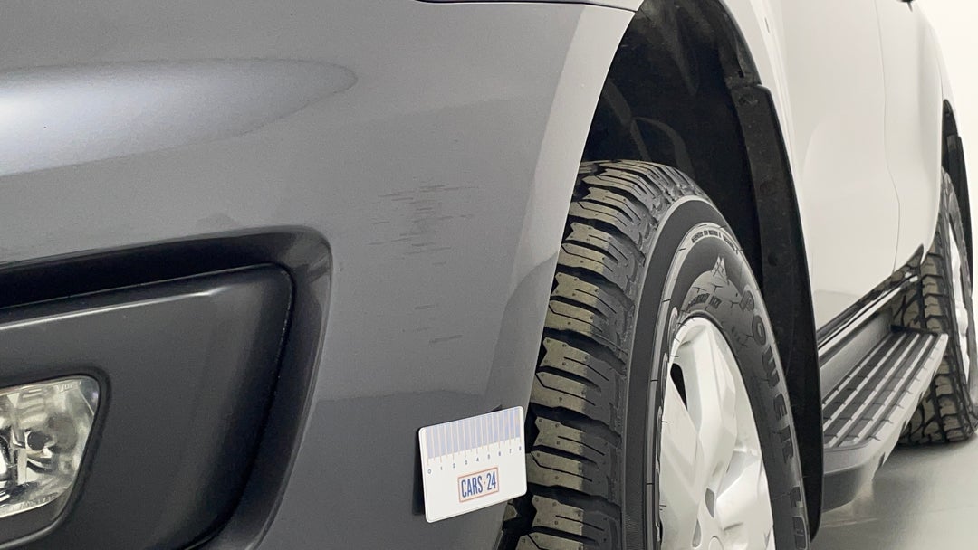 Bumper Front Scratch