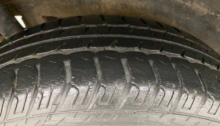 2017 Maruti Wagon R 1.0 VXI, Petrol, Manual, 21,753 km, Right Rear Tyre Tread