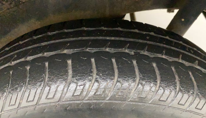 2017 Maruti Wagon R 1.0 VXI, Petrol, Manual, 21,753 km, Left Rear Tyre Tread