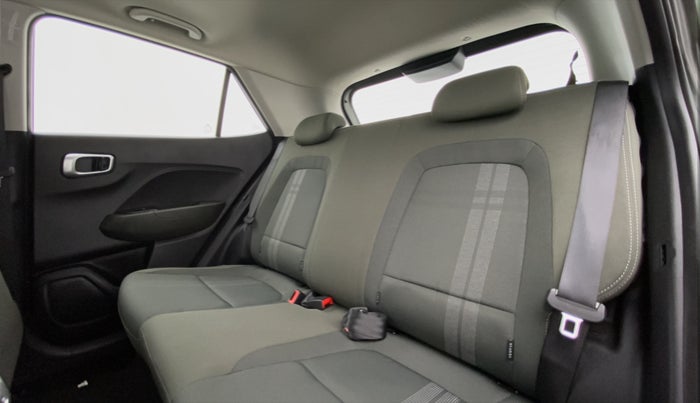 2020 Hyundai VENUE 1.0 TURBO GDI SX+ AT, Petrol, Automatic, 14,318 km, Right Side Rear Door Cabin