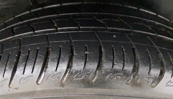 2020 Tata ALTROZ XZ 1.2, Petrol, Manual, 13,557 km, Left Rear Tyre Tread
