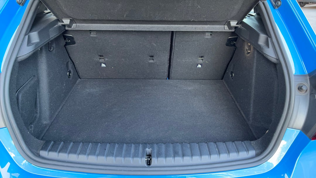 2020 BMW 1 18i M Sport, Automatic, 30322 km, Boot Inside View