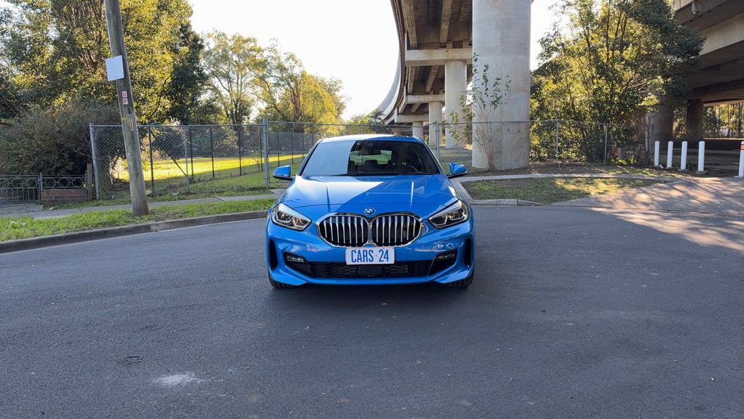 2020 BMW 1 18i M Sport, Automatic, 30322 km, Front View