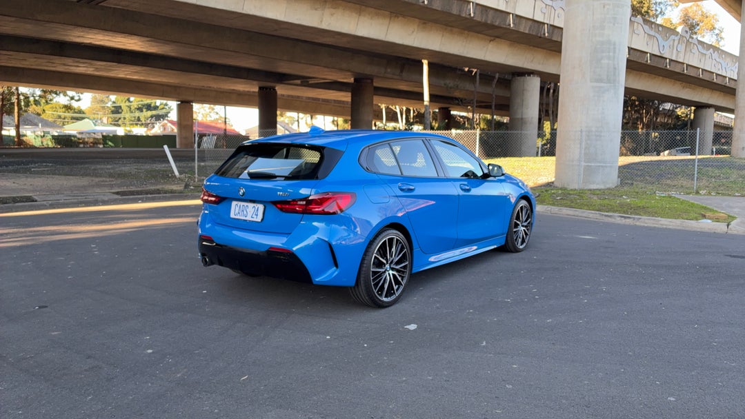 2020 BMW 1 18i M Sport, Automatic, 30322 km, Right Back Diagonal (45- Degree) View