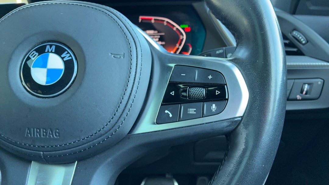 2020 BMW 1 18i M Sport, Automatic, 30322 km, Cruise Control