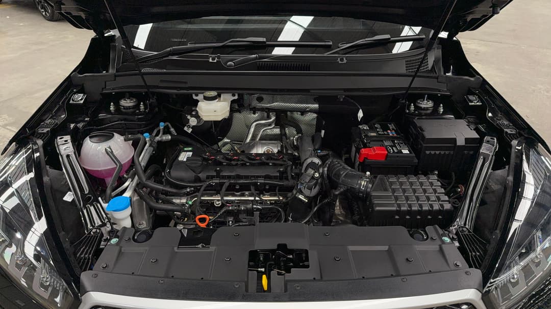 2025 Chery Tiggo 4 Ultimate, Automatic, 77 km, Open Bonnet (Engine)