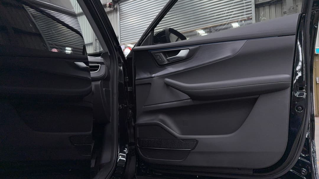 2025 Chery Tiggo 4 Ultimate, Automatic, 77 km, Speaker View