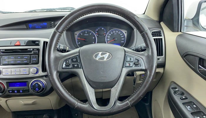 2013 Hyundai i20 SPORTZ 1.4 CRDI, Diesel, Manual, 88,896 km, Steering Wheel Close Up