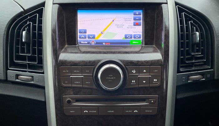 2014 Mahindra XUV500 W8, Diesel, Manual, 1,06,266 km, Navigation System