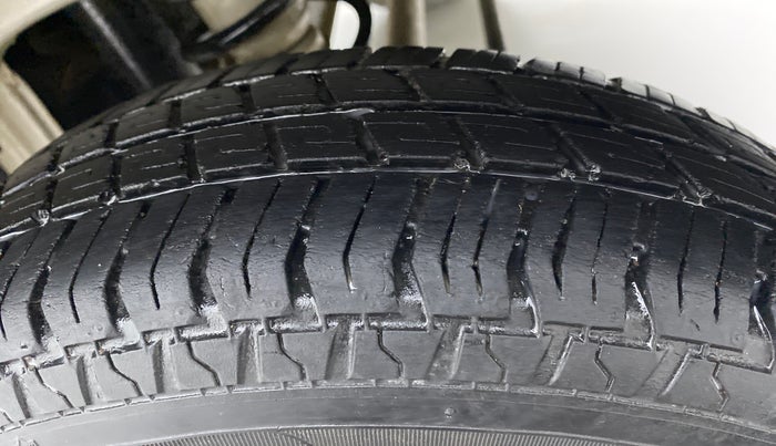 2017 Maruti Alto 800 VXI, Petrol, Manual, 32,571 km, Left Rear Tyre Tread