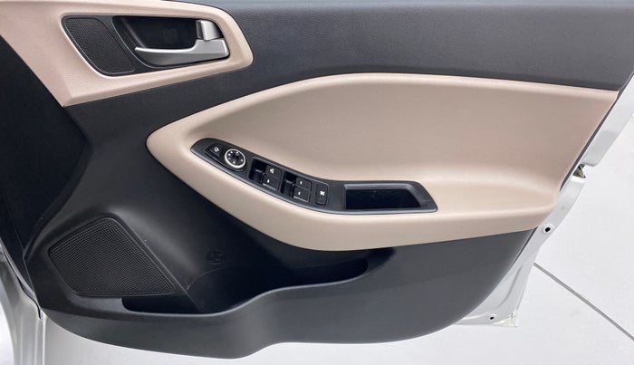 2014 Hyundai Elite i20 SPORTZ 1.2, Petrol, Manual, 61,665 km, Driver Side Door Panels Control