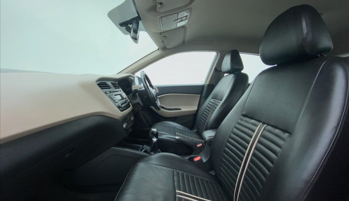 2014 Hyundai Elite i20 SPORTZ 1.2, Petrol, Manual, 61,665 km, Right Side Front Door Cabin