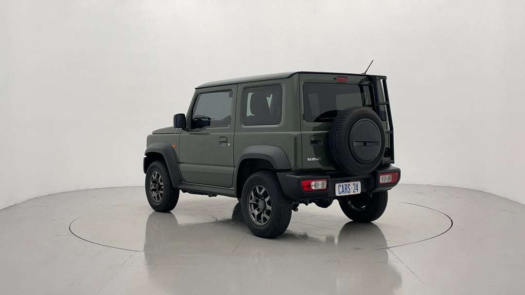 Left Back Diagonal (45- Degree) View