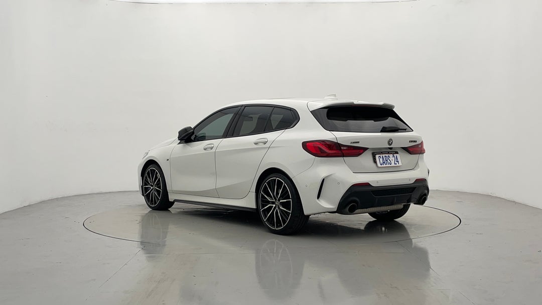 Left Back Diagonal (45- Degree) View