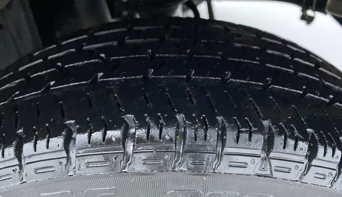 2016 Maruti Alto K10 VXI P, Petrol, Manual, 11,150 km, Left Rear Tyre Tread
