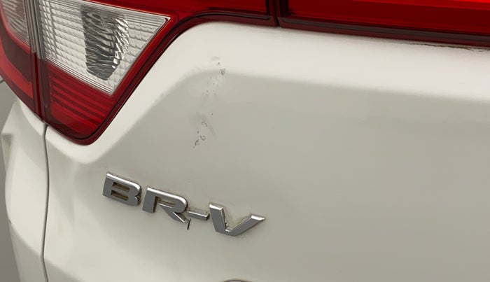 2016 Honda BR-V 1.5L I-VTEC S, Petrol, Manual, 96,456 km, Dicky (Boot door) - Paint has minor damage
