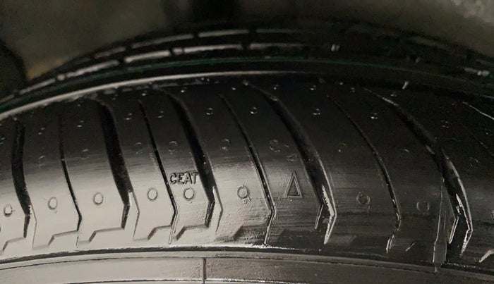 2016 Honda BR-V 1.5L I-VTEC S, Petrol, Manual, 96,456 km, Right Rear Tyre Tread