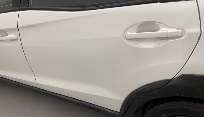 2016 Honda BR-V 1.5L I-VTEC S, Petrol, Manual, 96,456 km, Rear left door - Paint has faded