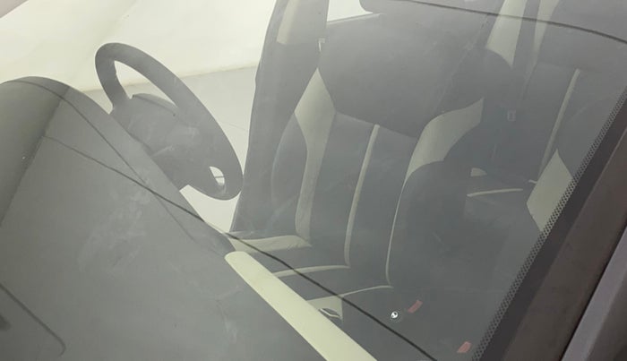2016 Tata Zest XT PETROL, Petrol, Manual, 82,161 km, Front windshield - Minor spot on windshield