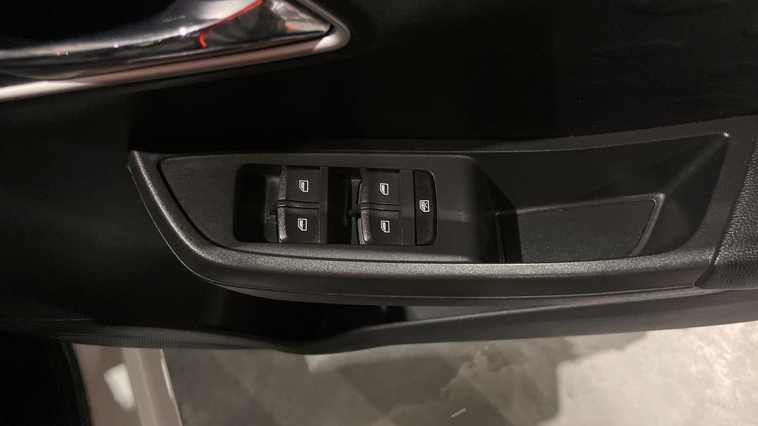 2020 MG Mg3 Auto Core, Automatic, 113077 km, Drivers Side Door Panel Controls