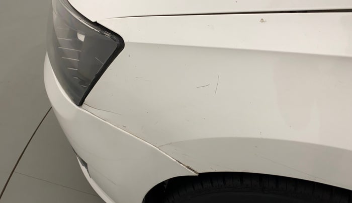 2017 Skoda Rapid AMBITION 1.5 TDI, Diesel, Manual, 1,23,383 km, Left fender - Minor scratches