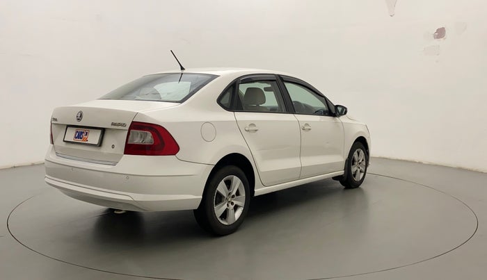2017 Skoda Rapid AMBITION 1.5 TDI, Diesel, Manual, 1,23,383 km, Right Back Diagonal