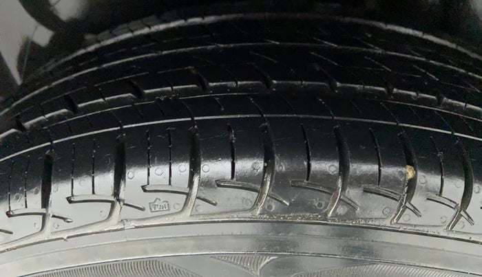 2015 Maruti Swift Dzire ZDI, Diesel, Manual, 13,467 km, Left Rear Tyre Tread