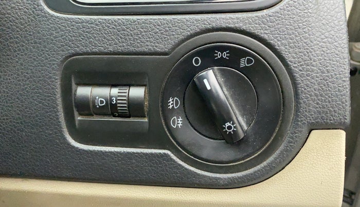 2013 Volkswagen Polo COMFORTLINE 1.2L PETROL, Petrol, Manual, 54,389 km, Dashboard - Headlight height adjustment not working