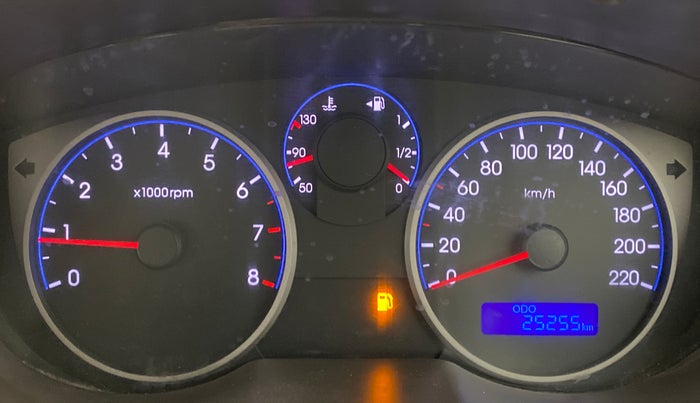 2011 Hyundai i20 SPORTZ 1.2 O, Petrol, Manual, 25,405 km, Odometer Image