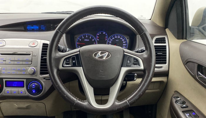 2011 Hyundai i20 SPORTZ 1.2 O, Petrol, Manual, 25,405 km, Steering Wheel Close Up