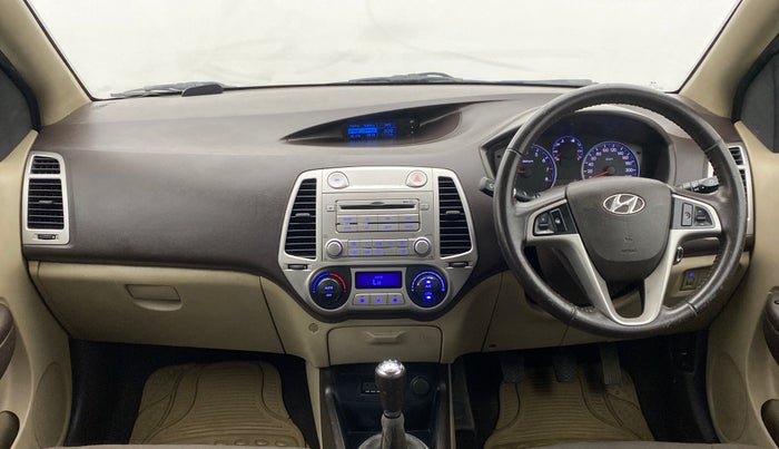 2011 Hyundai i20 SPORTZ 1.2 O, Petrol, Manual, 25,405 km, Dashboard