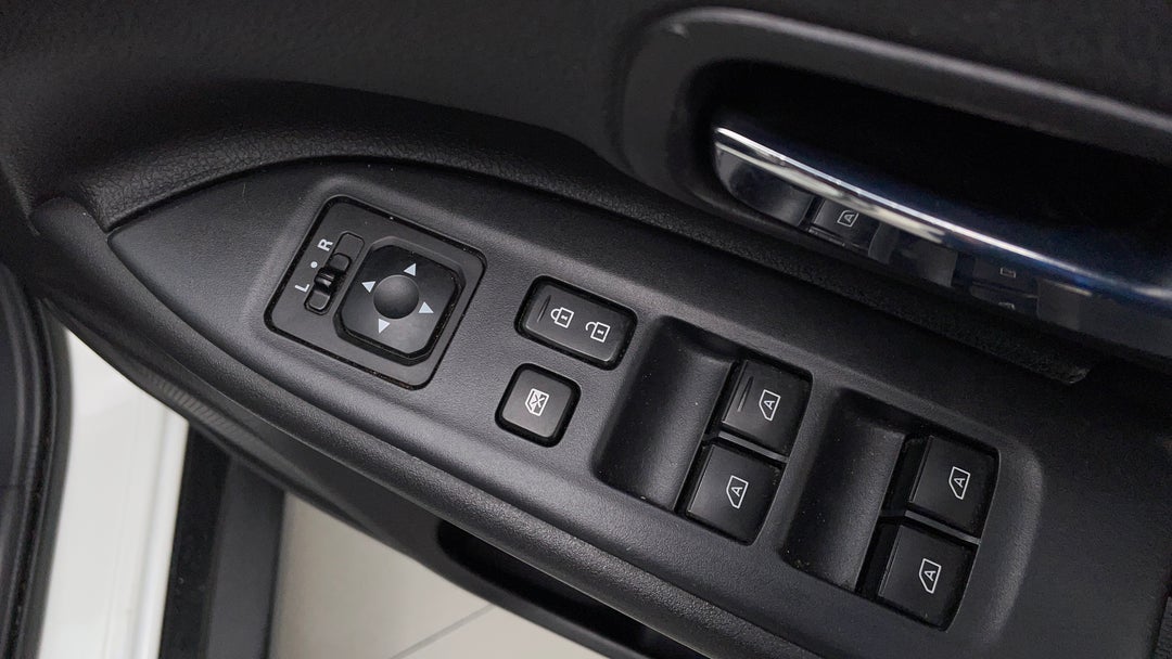 Drivers Side Door Panel Controls