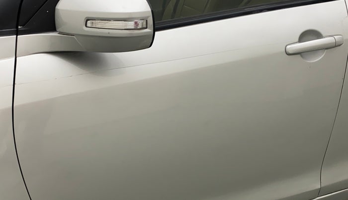 2014 Maruti Swift Dzire ZXI, Petrol, Manual, 1,09,051 km, Front passenger door - Minor scratches