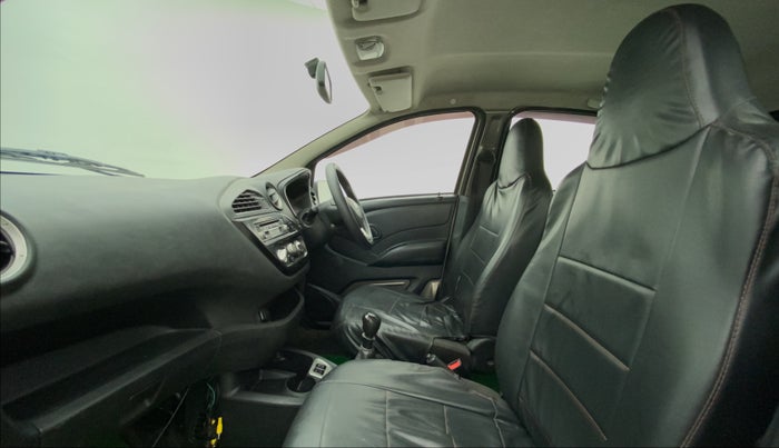 2017 Datsun Redi Go S 1.0, Petrol, Manual, 79,262 km, Right Side Front Door Cabin