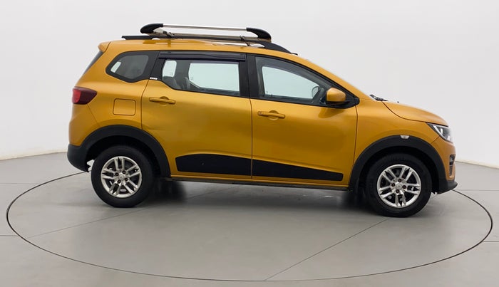 2020 Renault TRIBER RXT, Petrol, Manual, 61,207 km, Right Side View