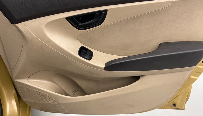 2014 Hyundai Eon ERA PLUS, Petrol, Manual, 52,981 km, Driver Side Door Panels Control