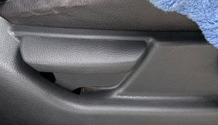 2014 Hyundai Eon ERA PLUS, Petrol, Manual, 52,981 km, Driver Side Adjustment Panel