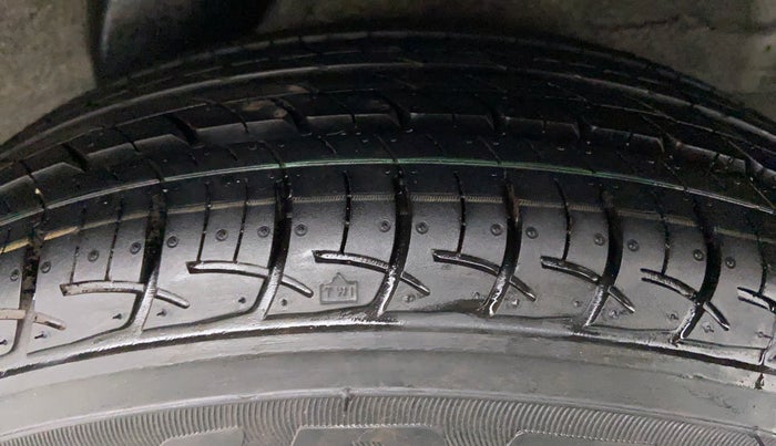 2011 Hyundai i20 MAGNA O 1.2, Petrol, Manual, 54,420 km, Left Rear Tyre Tread